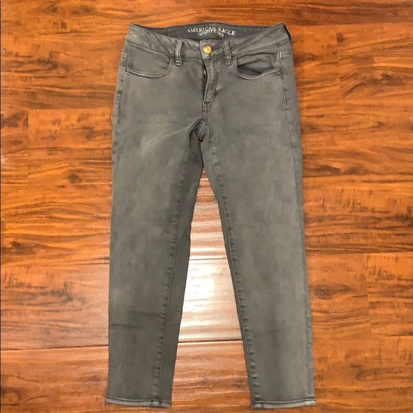 AE Grey crop jeans - Picture 2 of 2